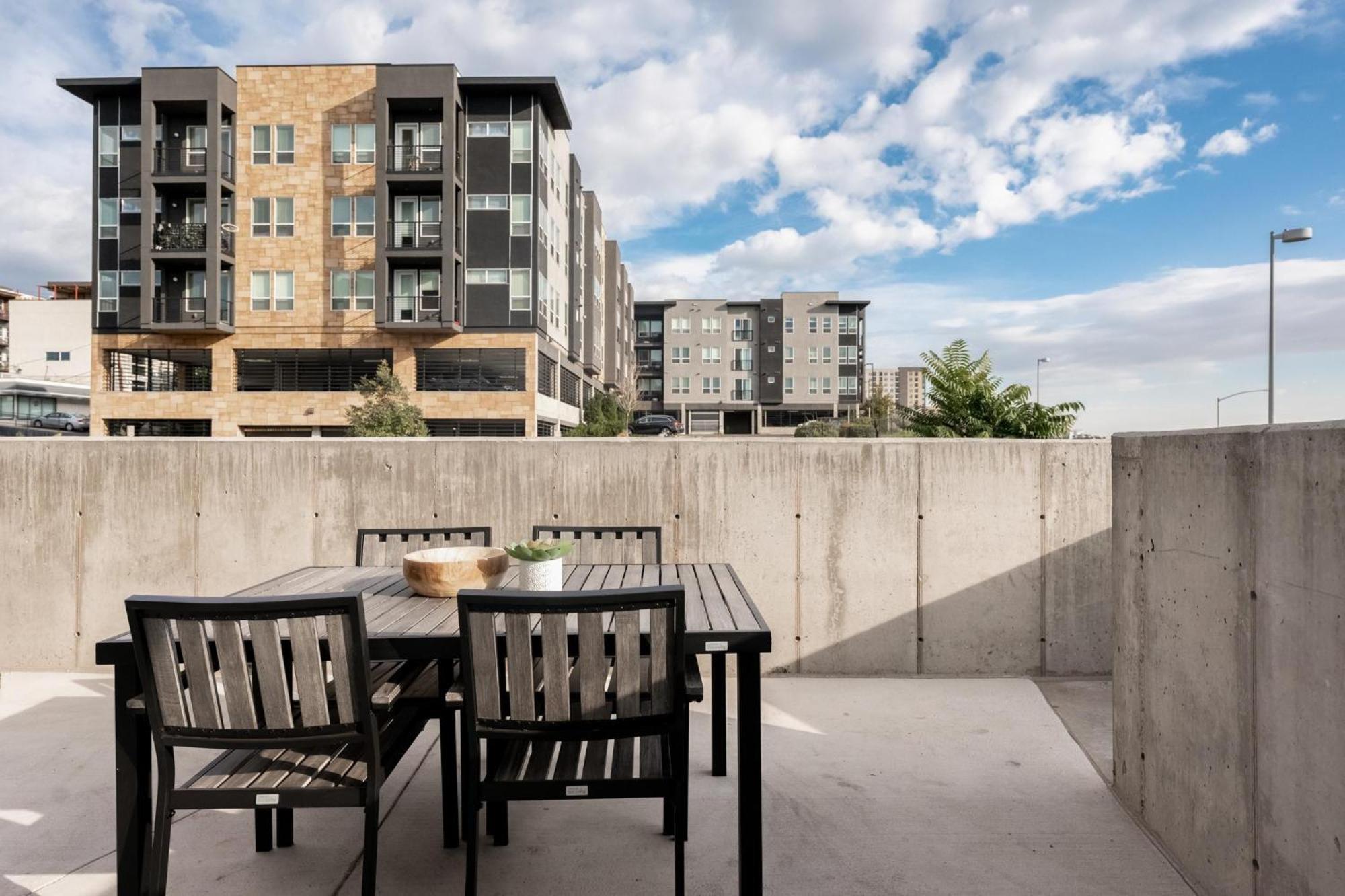 Brand New Condo - Walk To Empower Stadium - Tesoro DEN Buitenkant foto